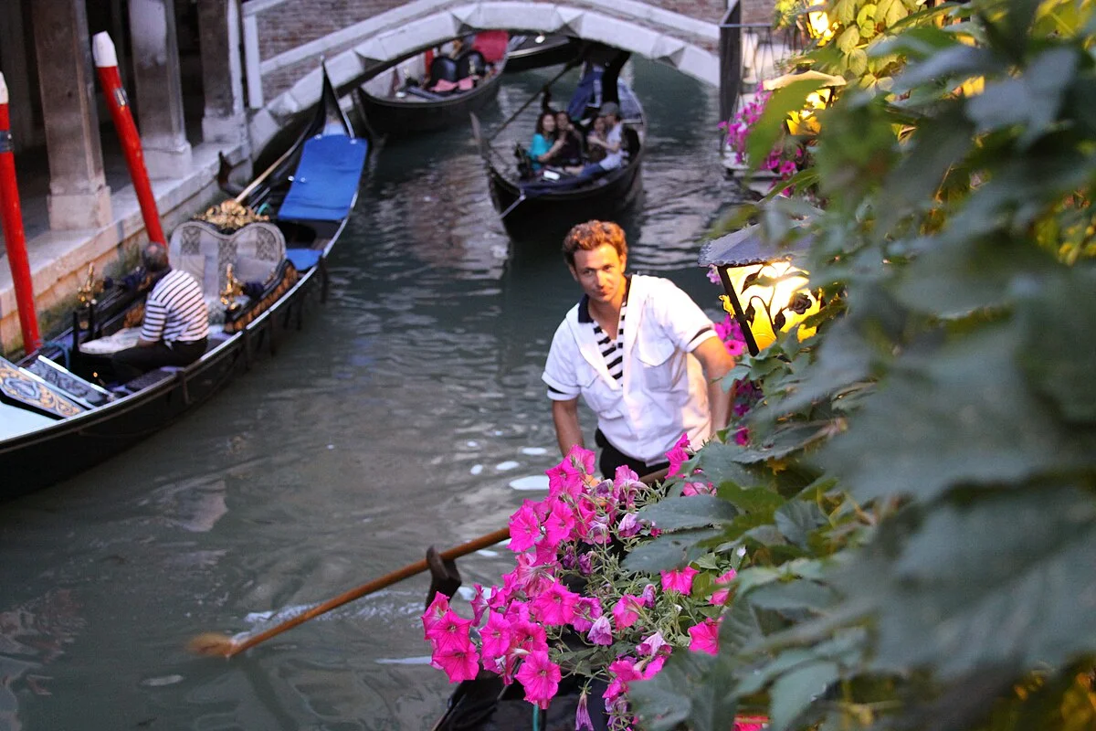 Venetian Opera Leaked to Gondoliers Before Opening Night